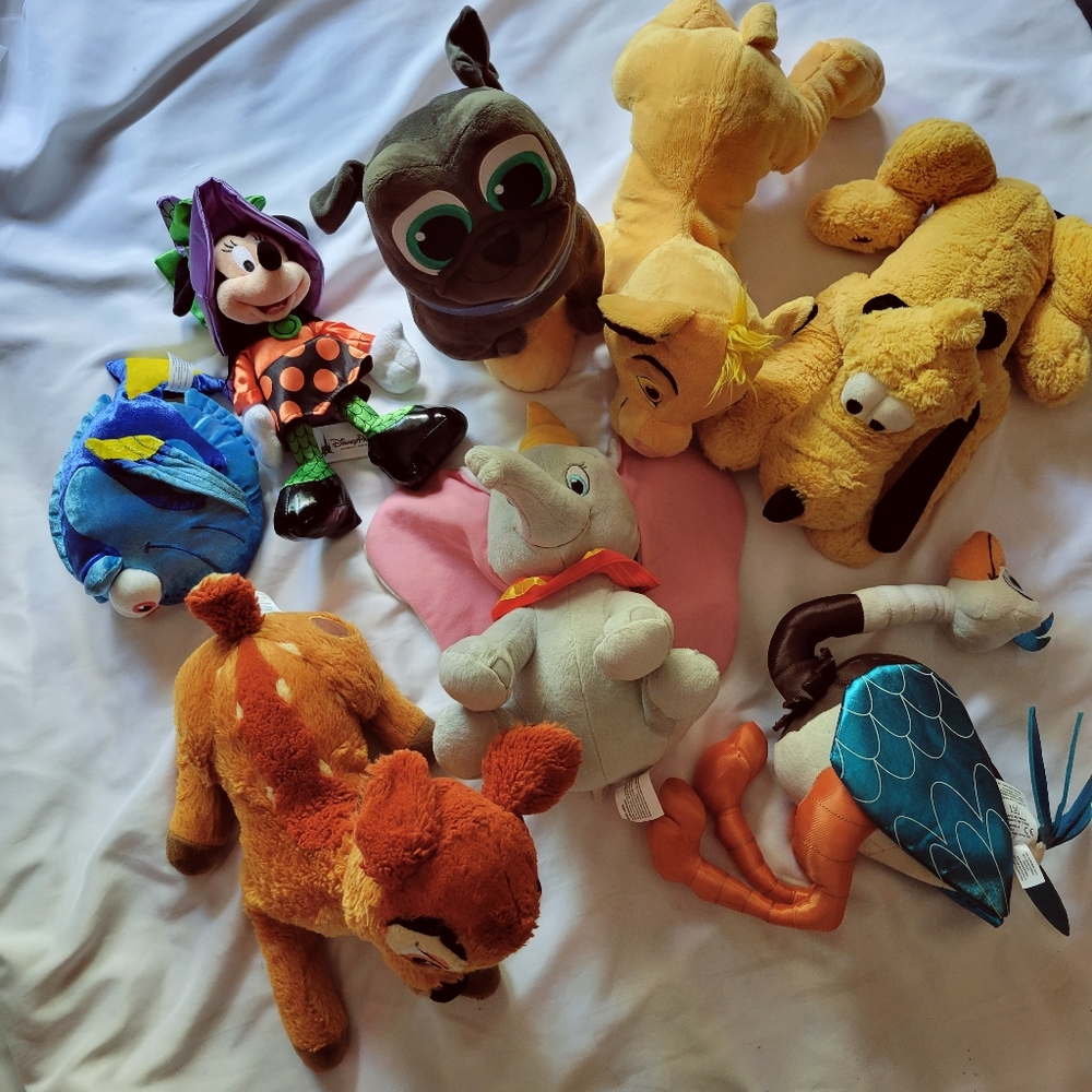 Disney Store Authentic Plush Bundle Soft!